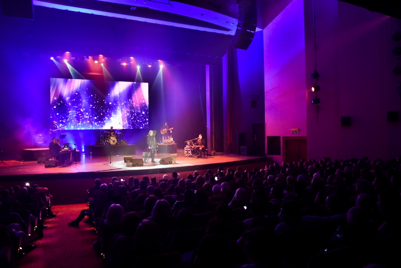 Claude Barzotti and François Valery at CASINO DU LIBAN